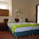 Lieth-hotel-gruenreich