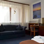 Lieth-hotel-gruenreich