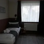Lieth-hotel-gruenreich 3*