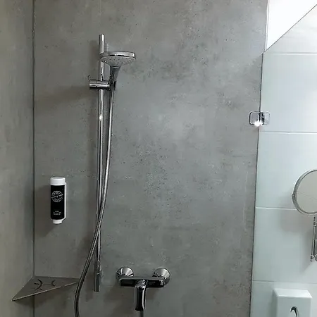 Lieth-hotel-gruenreich باد فولنغبوستل
