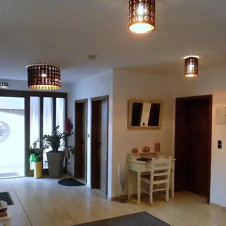 Lieth-hotel-gruenreich 3* باد فولنغبوستل