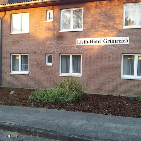 Lieth-hotel-gruenreich מלון