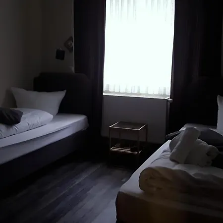 Lieth-hotel-gruenreich 3*