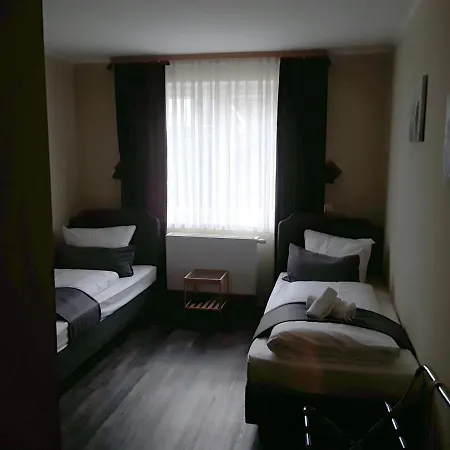 Lieth-hotel-gruenreich 3*