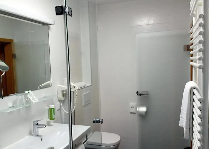 Lieth-hotel-gruenreich فندق باد فولنغبوستل