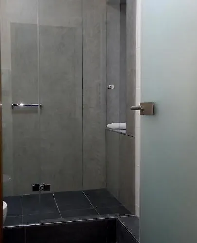 Lieth-hotel-gruenreich فندق 3*