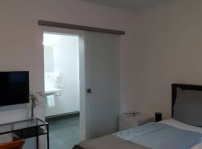 فندق Lieth-hotel-gruenreich باد فولنغبوستل