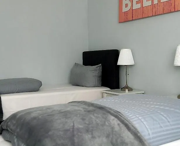 Lieth-hotel-gruenreich فندق