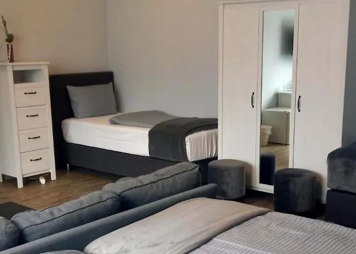 Lieth-hotel-gruenreich 3* باد فولنغبوستل