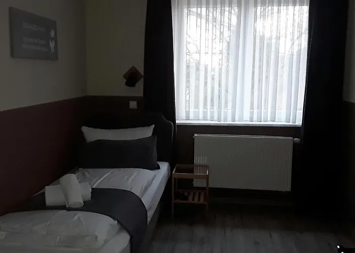 Lieth-hotel-gruenreich 3*