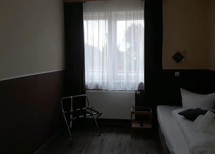 Lieth-hotel-gruenreich 3* باد فولنغبوستل